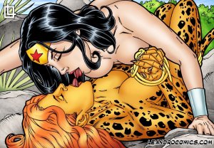 Wonder Woman and Cheetah Lesbian sex (JLA) - Page 4